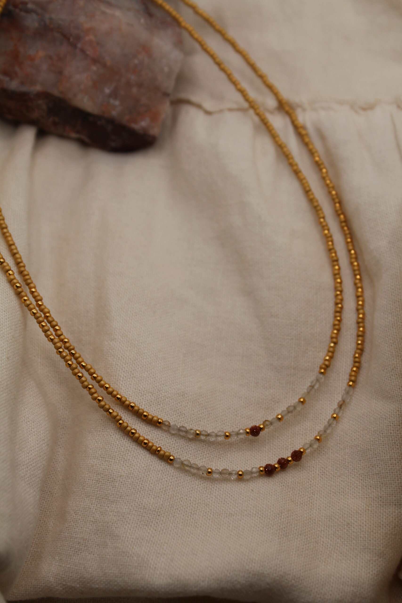 naszyjnik z cytrynem