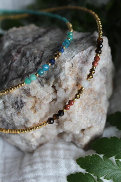 naszyjnik z kamieniami naturalnymi